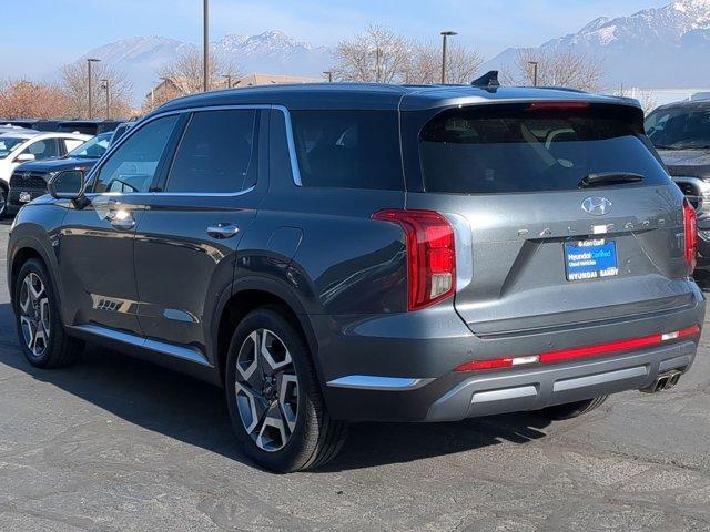 used 2025 Hyundai Palisade car, priced at $44,250
