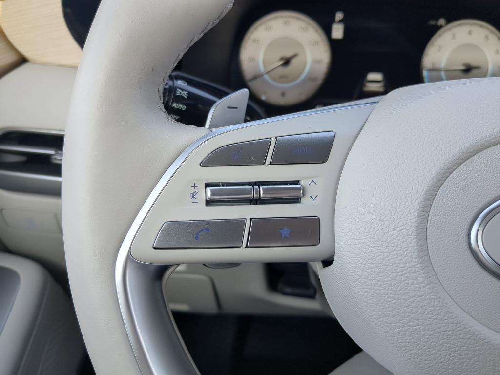 used 2025 Hyundai Palisade car, priced at $44,250