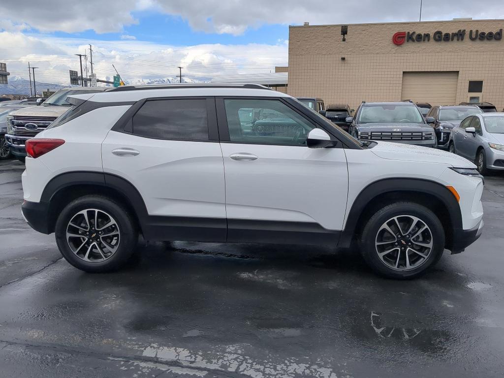 used 2025 Chevrolet TrailBlazer car, priced at $20,450