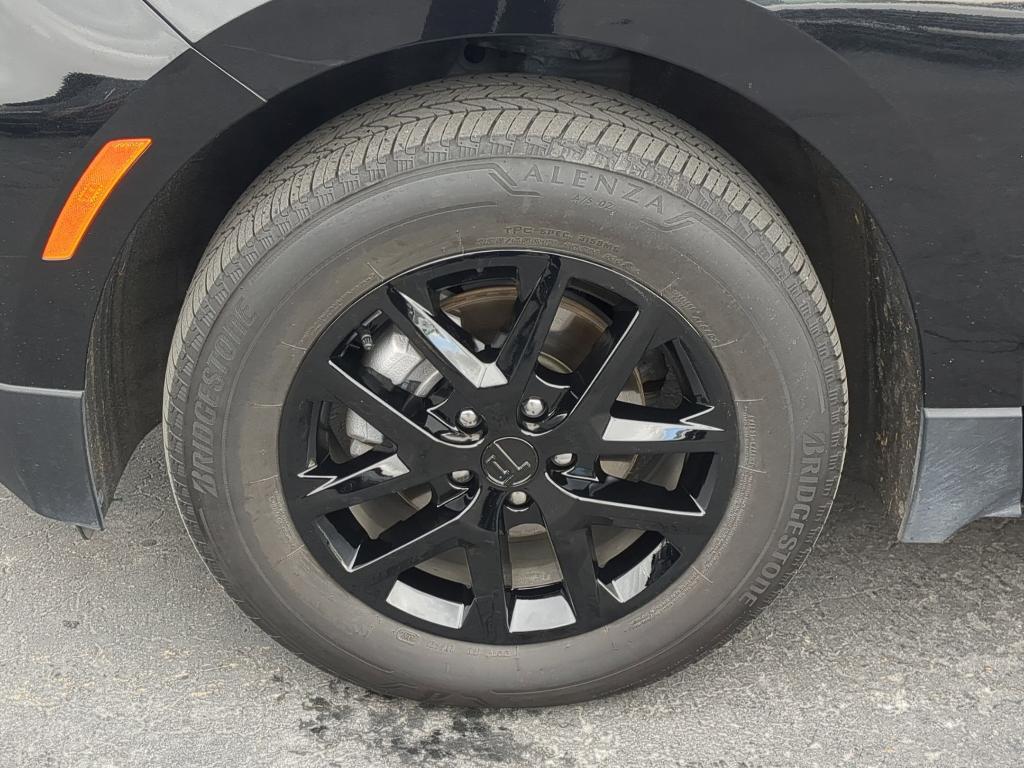 used 2024 Chevrolet Equinox car, priced at $19,950