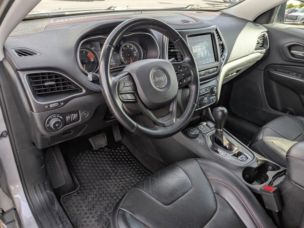 used 2019 Jeep Cherokee car, priced at $19,099