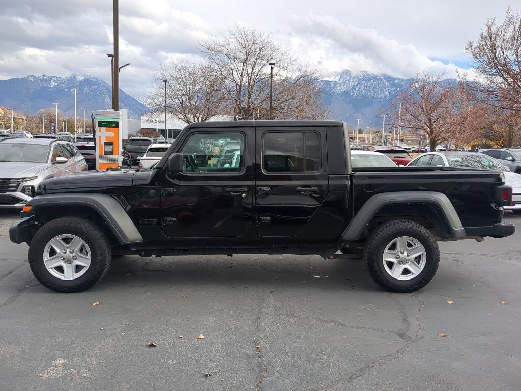 used 2023 Jeep Gladiator car, priced at $23,450