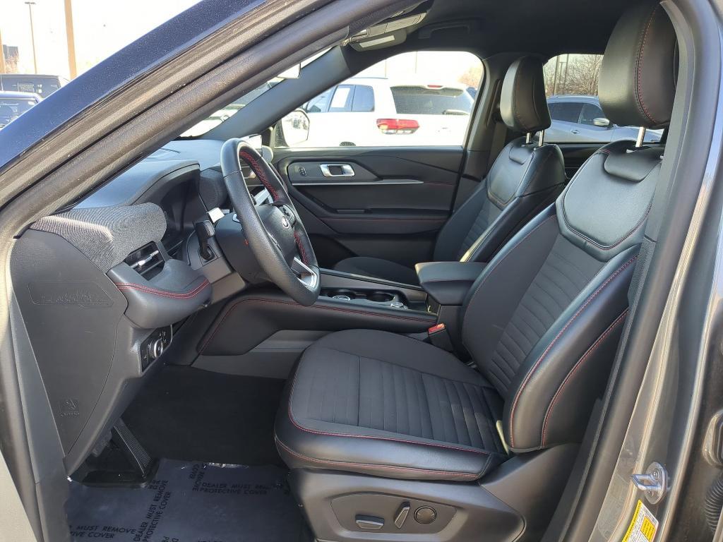 used 2025 Ford Explorer car, priced at $37,950