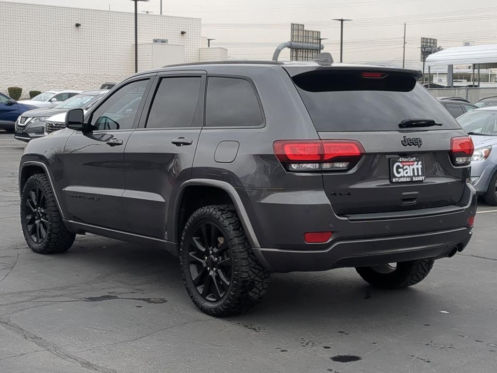 used 2017 Jeep Grand Cherokee car, priced at $14,450