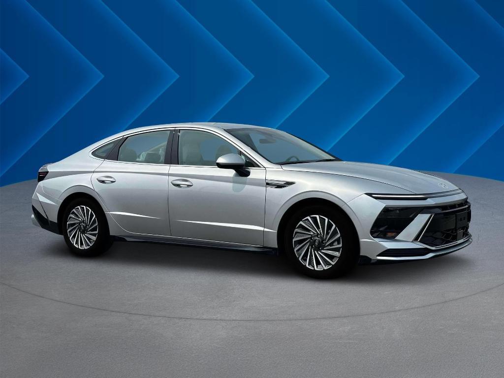 new 2025 Hyundai Sonata Hybrid car, priced at $37,123