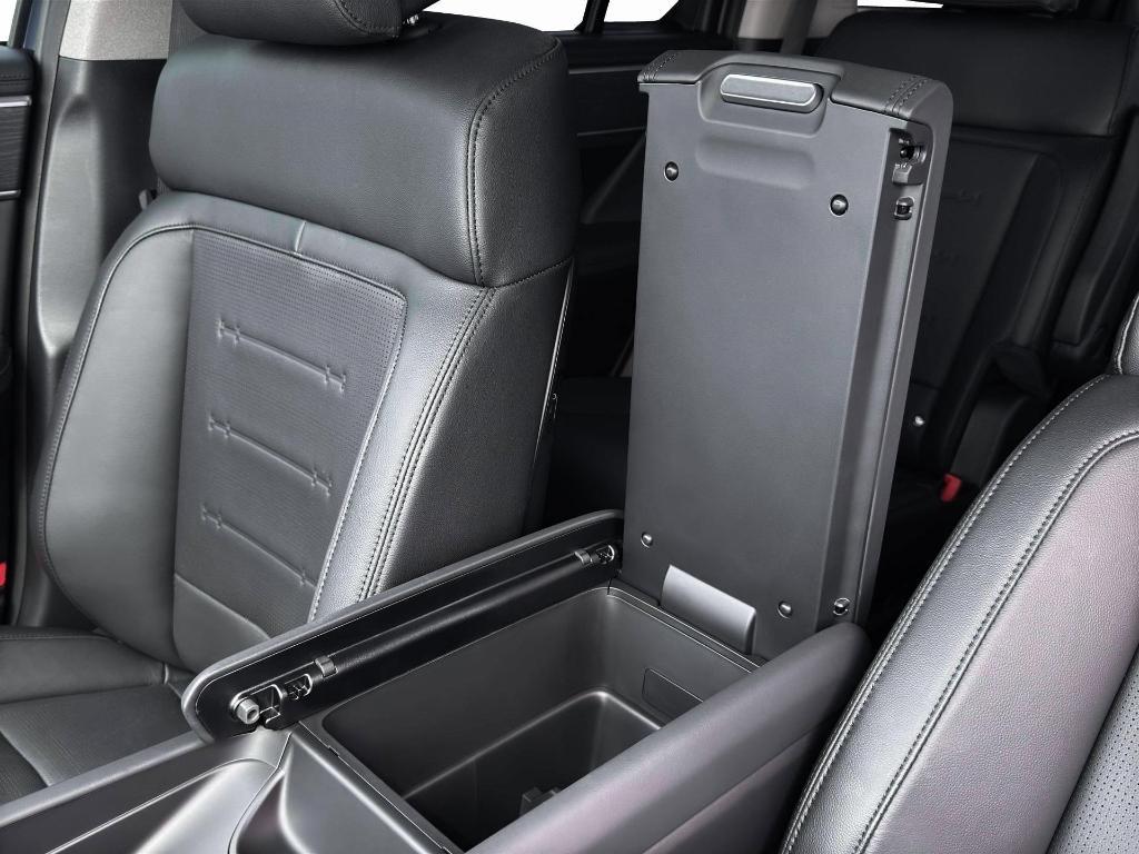 new 2026 Hyundai SANTA FE HEV car, priced at $46,005