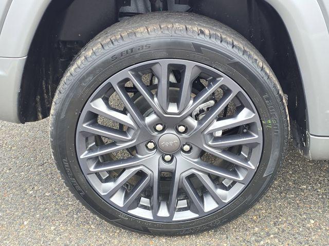 used 2022 Jeep Compass car, priced at $23,999