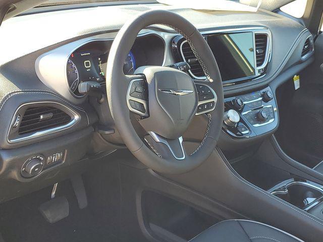 new 2026 Chrysler Pacifica car, priced at $46,264