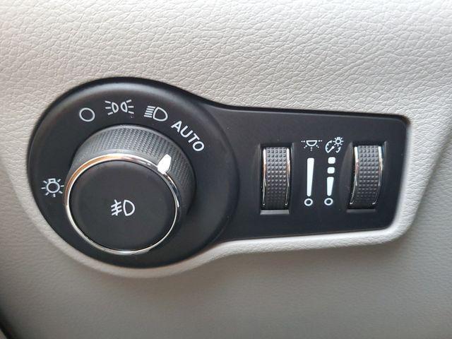 used 2022 Jeep Compass car, priced at $20,871