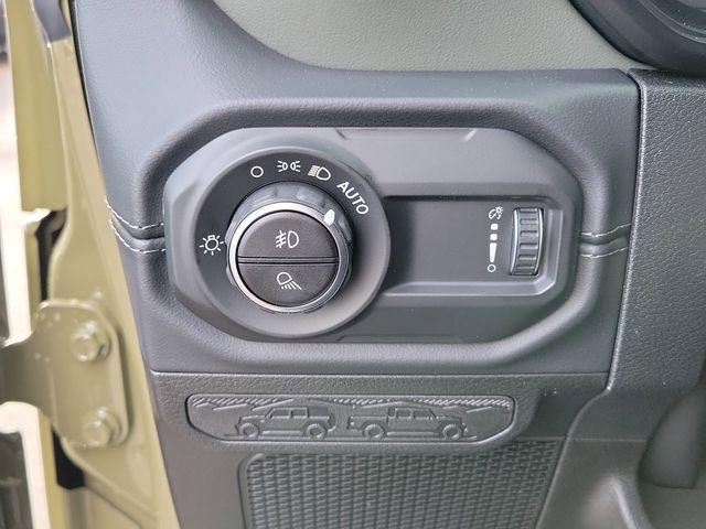 new 2026 Jeep Gladiator car, priced at $58,697