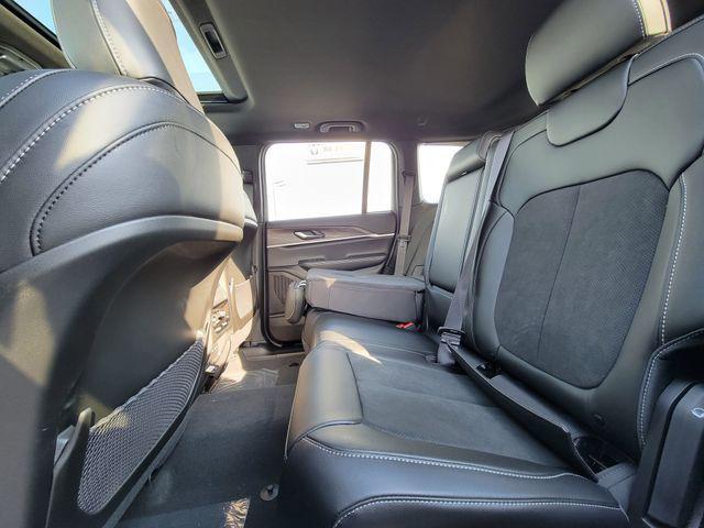 new 2026 Jeep Grand Cherokee car, priced at $46,082