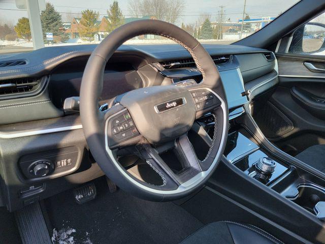 new 2026 Jeep Grand Cherokee car, priced at $46,082