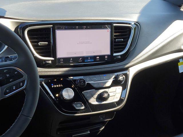 new 2027 Chrysler Pacifica car, priced at $48,760