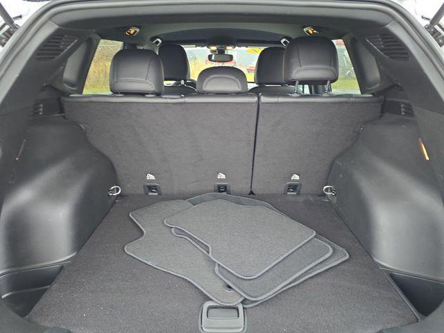 used 2024 Jeep Compass car, priced at $25,999