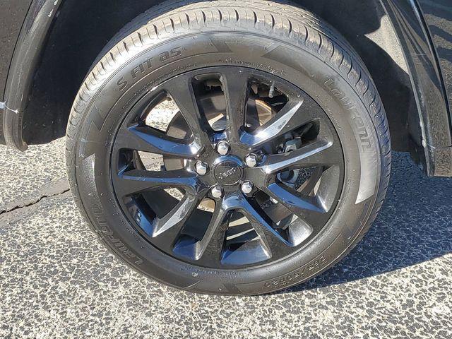 used 2020 Jeep Grand Cherokee car, priced at $26,377