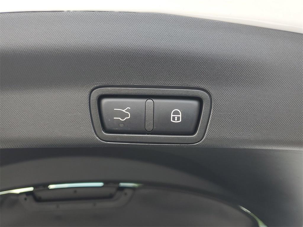 used 2019 Alfa Romeo Stelvio car, priced at $17,600