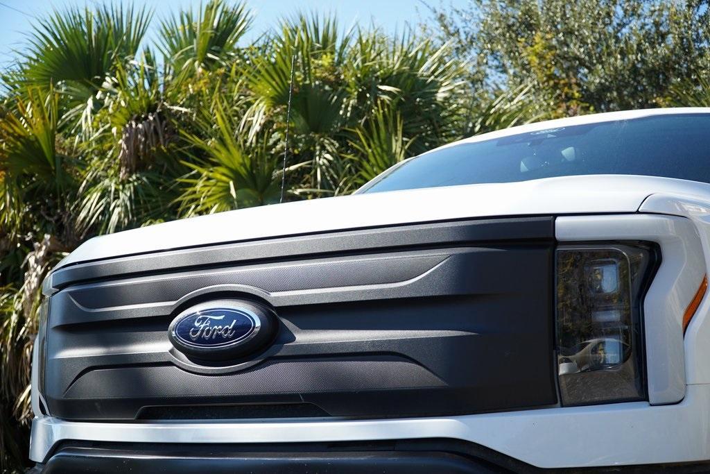 used 2022 Ford F-150 Lightning car, priced at $32,200