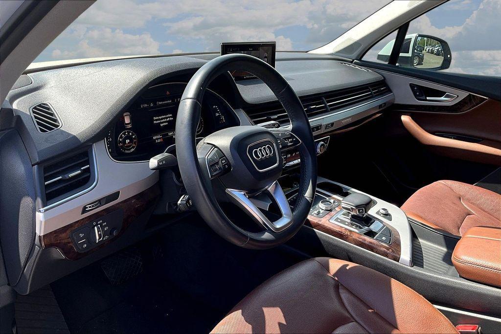used 2019 Audi Q7 car, priced at $21,400