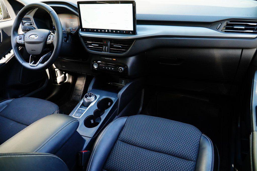 used 2023 Ford Escape car, priced at $20,985