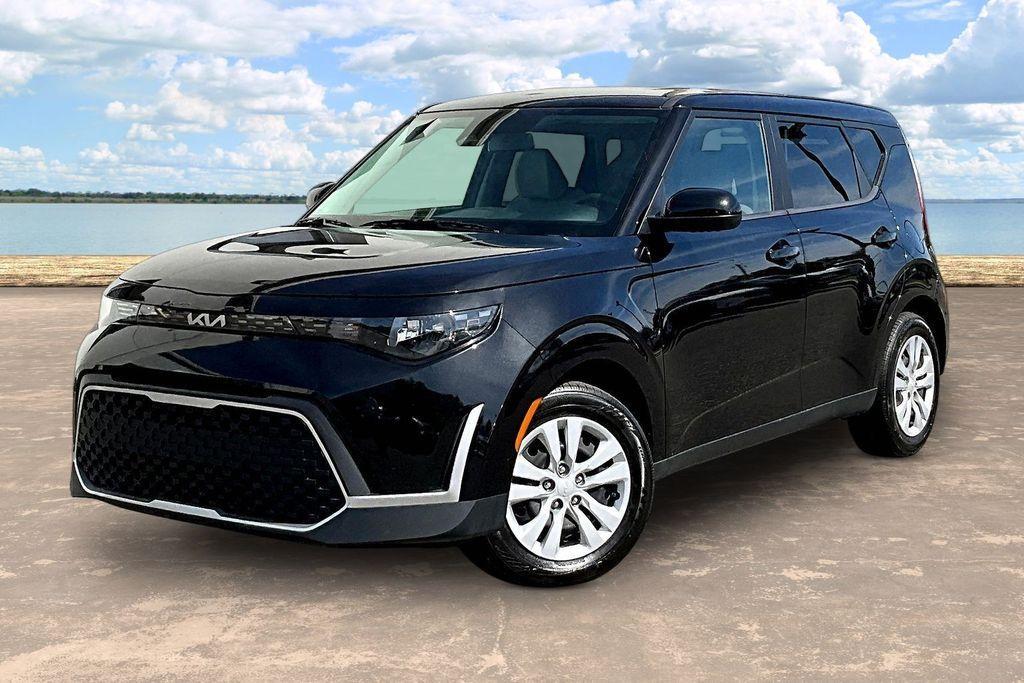 used 2025 Kia Soul car, priced at $17,407