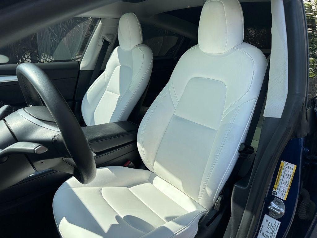 used 2022 Tesla Model 3 car, priced at $27,895