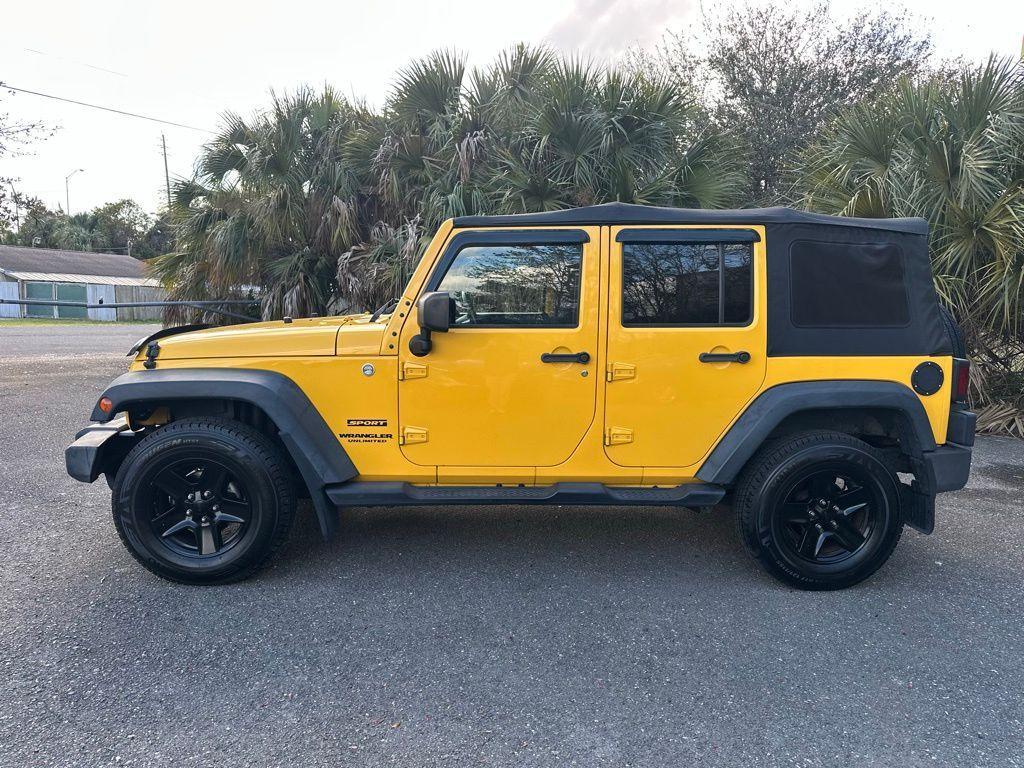 used 2015 Jeep Wrangler Unlimited car, priced at $15,895