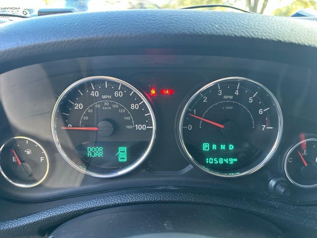 used 2015 Jeep Wrangler Unlimited car, priced at $15,895