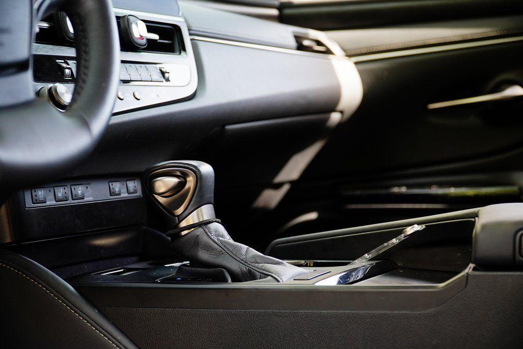 used 2023 Lexus ES 350 car, priced at $30,759