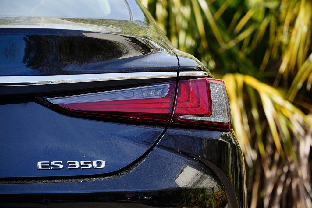 used 2023 Lexus ES 350 car, priced at $30,759