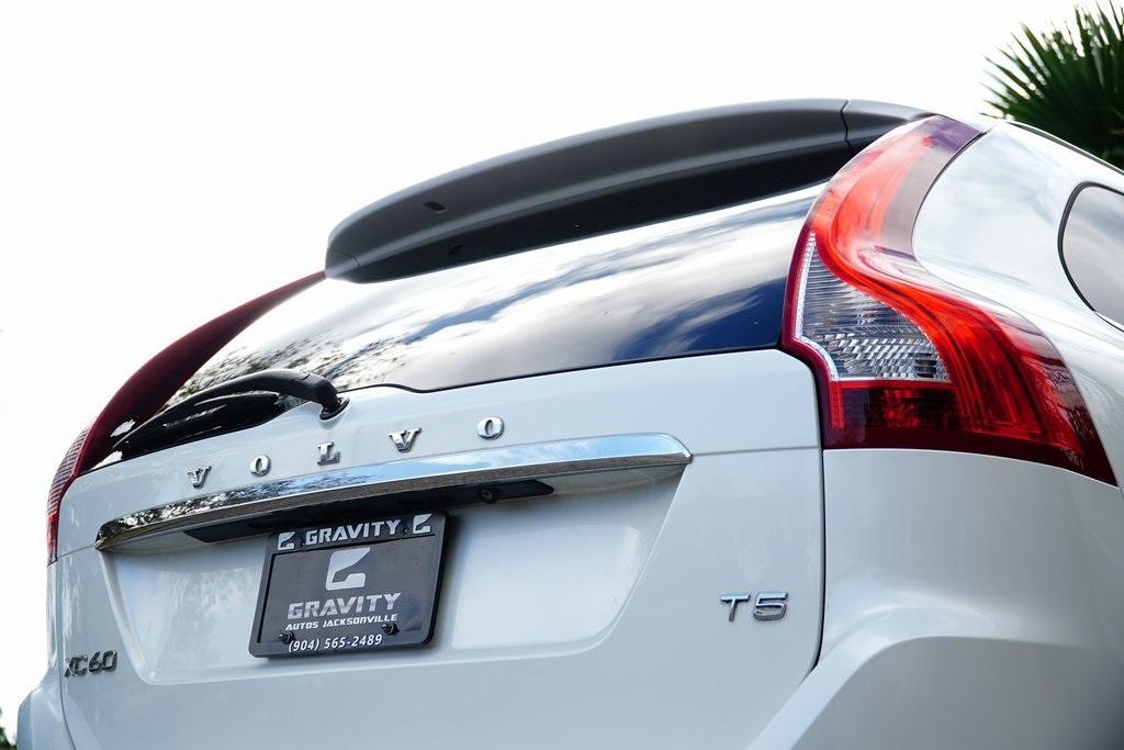 used 2015 Volvo XC60 car, priced at $7,707
