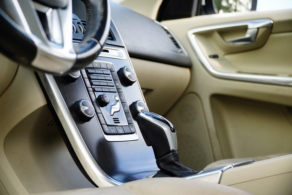 used 2015 Volvo XC60 car, priced at $7,707