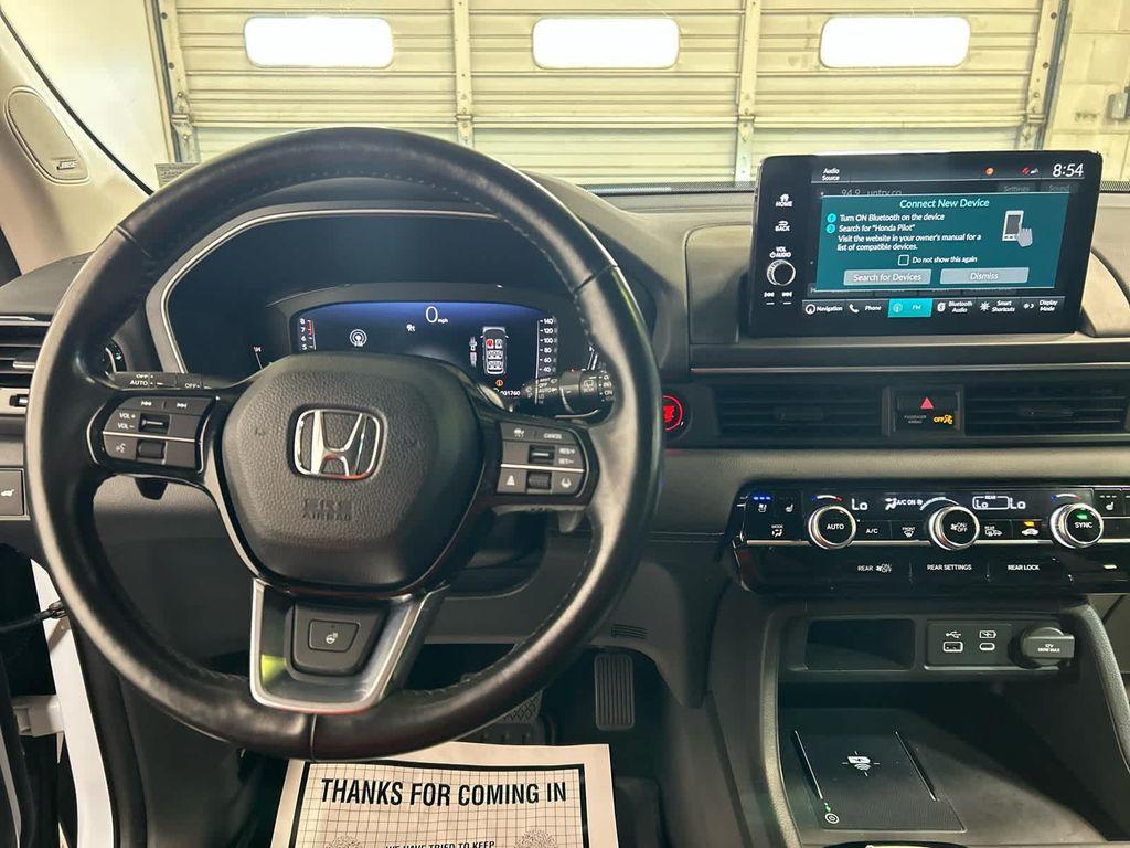 used 2023 Honda Pilot car, priced at $45,682