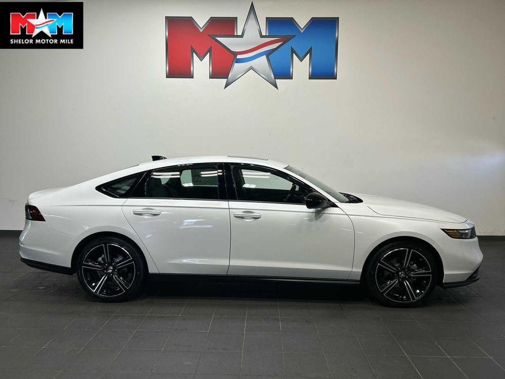 new 2026 Honda Accord car, priced at $31,576