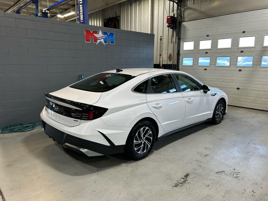 new 2026 Hyundai Sonata Hybrid car, priced at $30,538