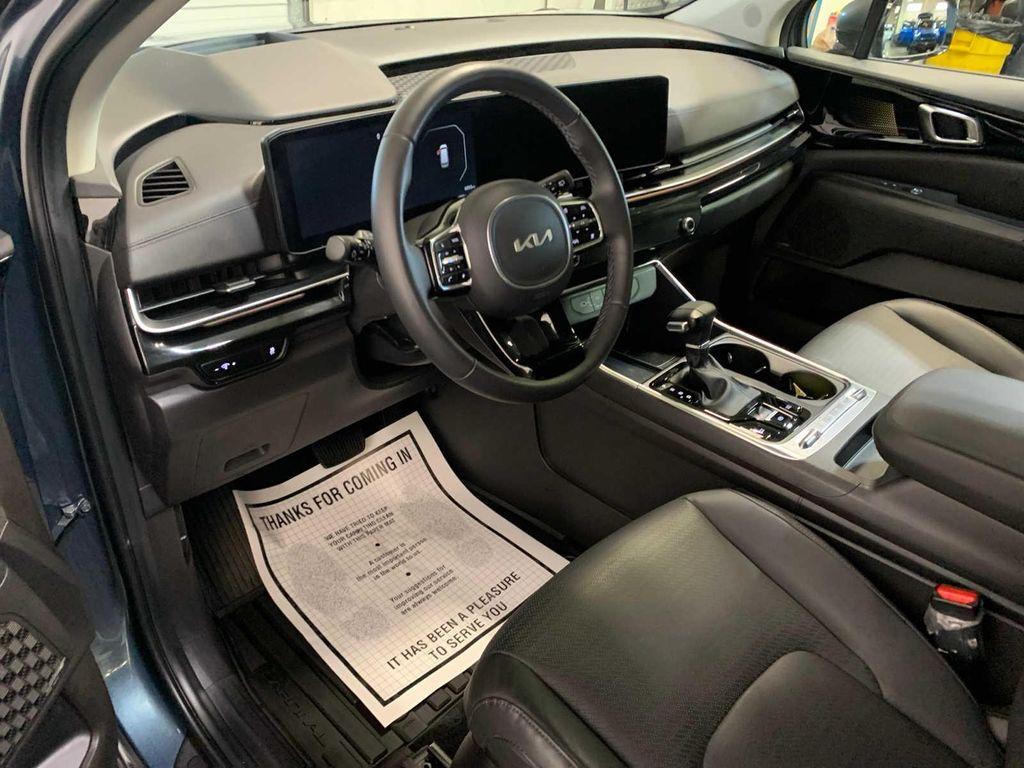 used 2025 Kia Carnival car, priced at $46,490