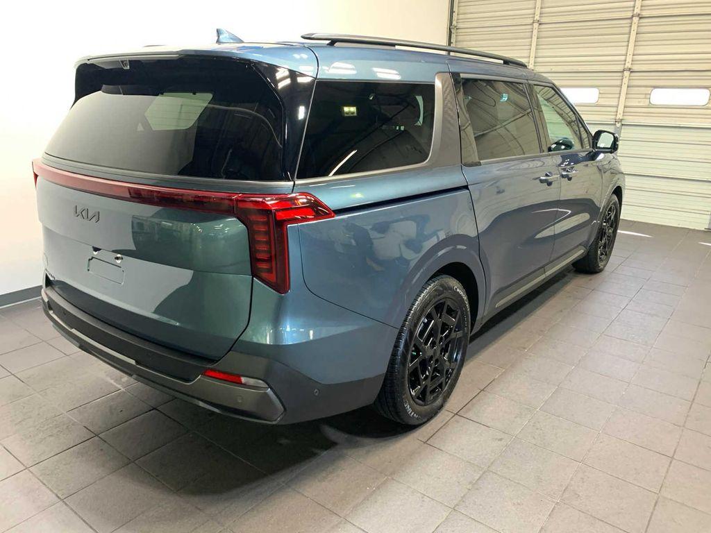 used 2025 Kia Carnival car, priced at $46,490