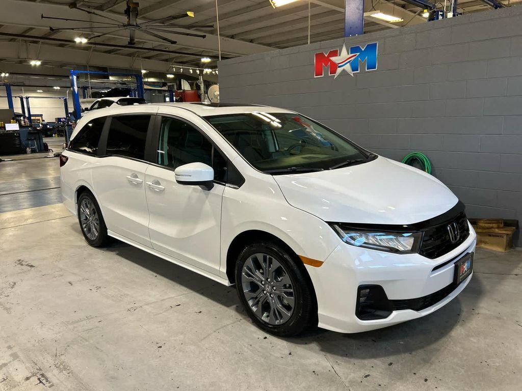 new 2026 Honda Odyssey car, priced at $49,445