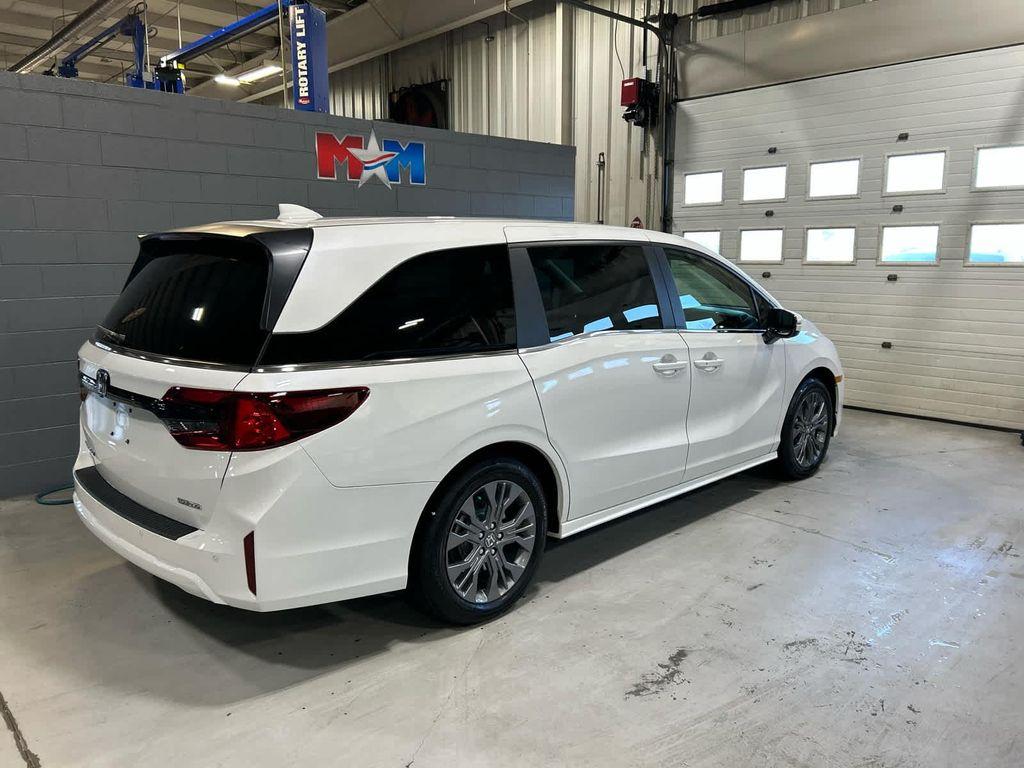 new 2026 Honda Odyssey car, priced at $49,445