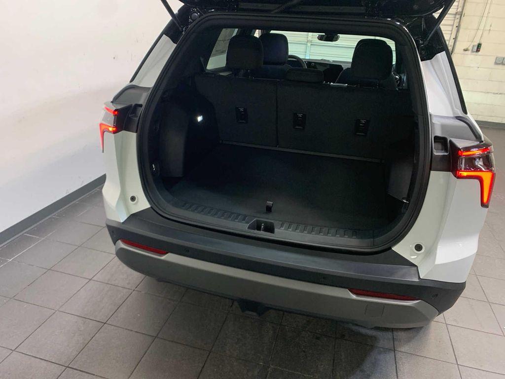 new 2026 Chevrolet Equinox car, priced at $32,635