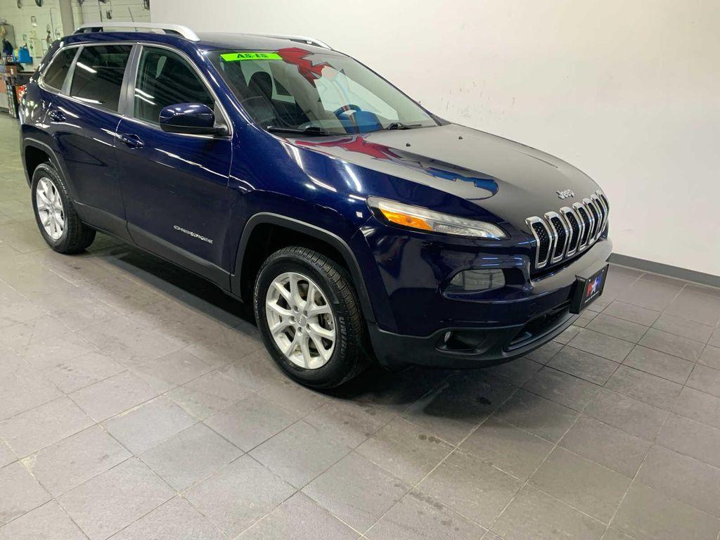 used 2014 Jeep Cherokee car, priced at $10,989