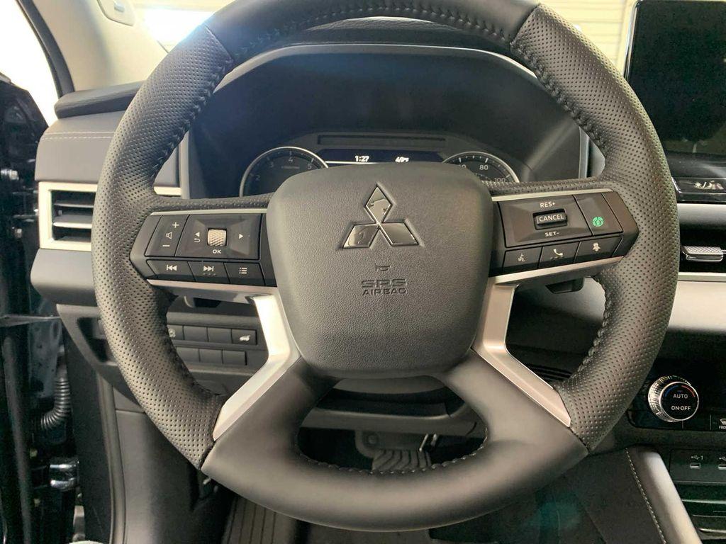 new 2026 Mitsubishi Outlander car, priced at $39,115