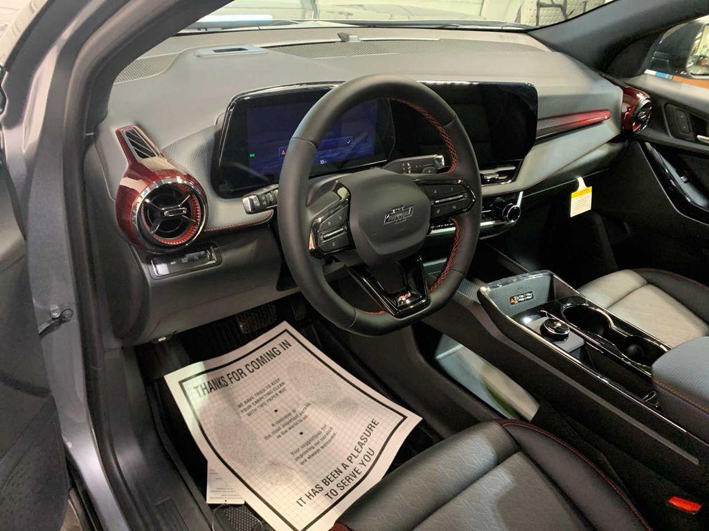 new 2026 Chevrolet Equinox car, priced at $37,270