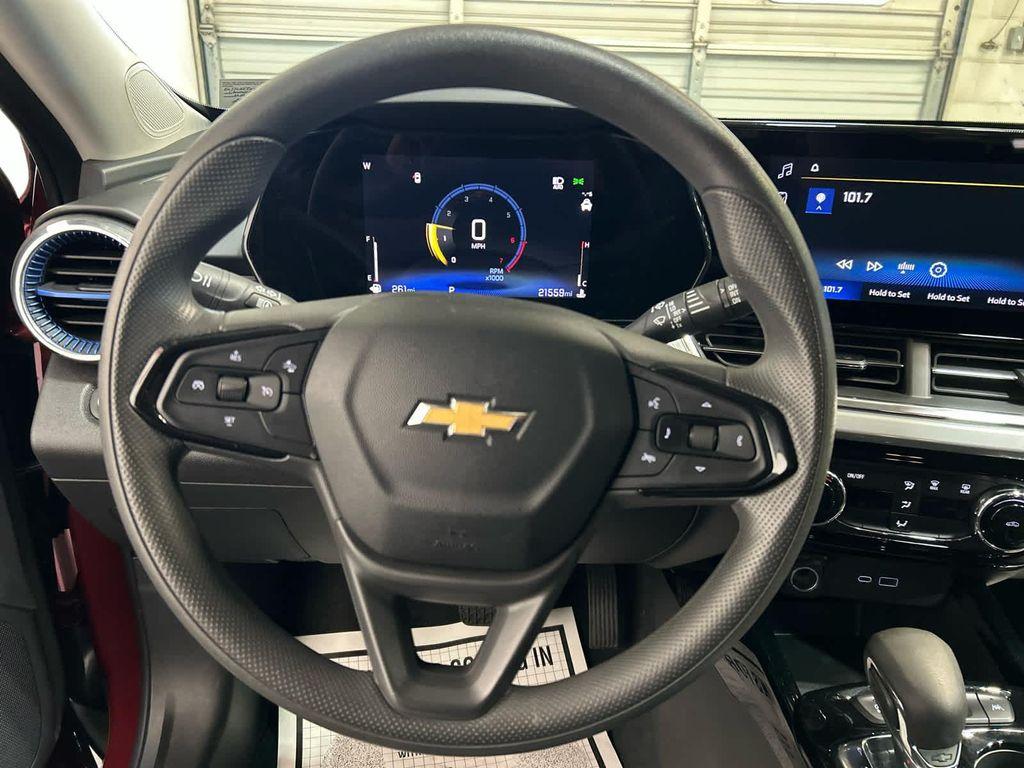 used 2025 Chevrolet Trax car, priced at $26,489