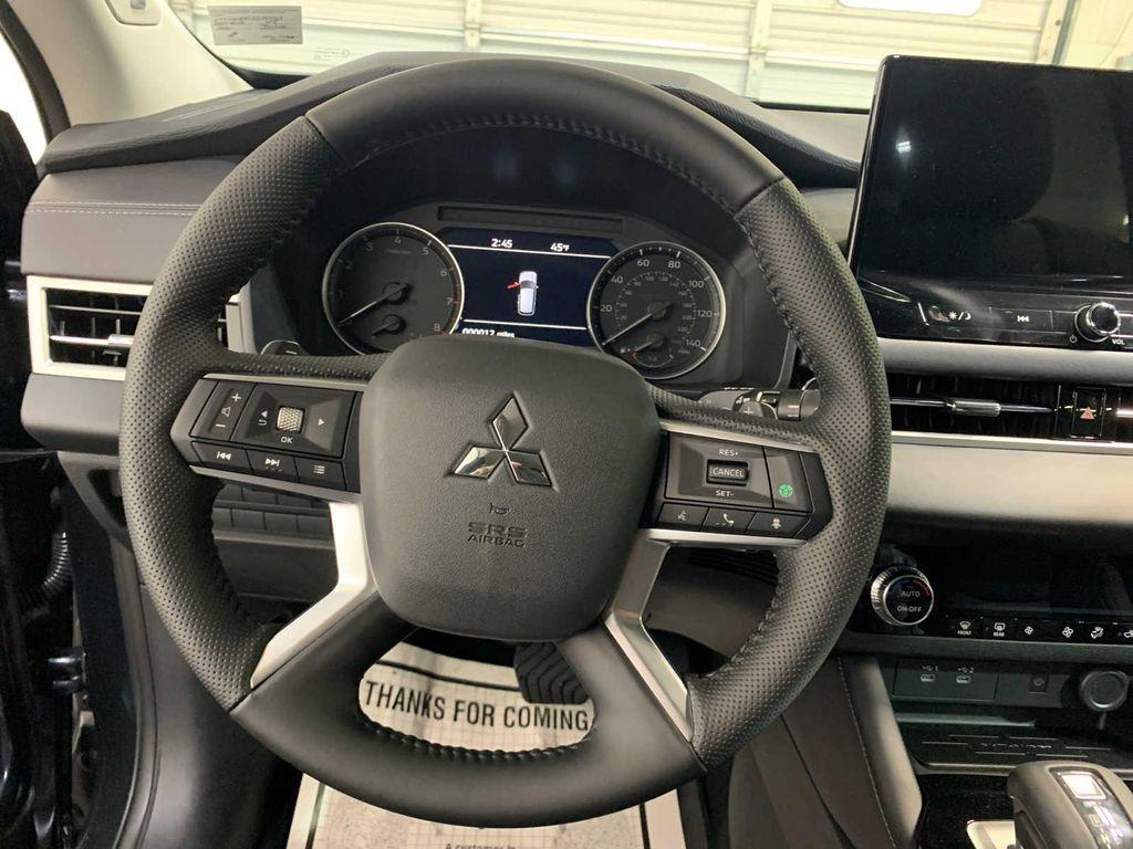 new 2025 Mitsubishi Outlander car, priced at $38,120