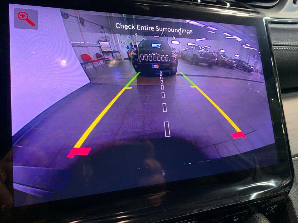 new 2025 Jeep Grand Cherokee L car, priced at $51,995