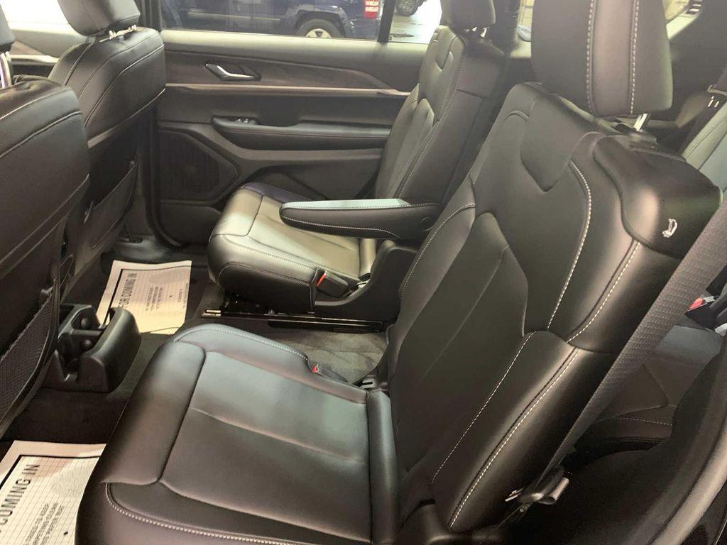 new 2025 Jeep Grand Cherokee L car, priced at $51,995