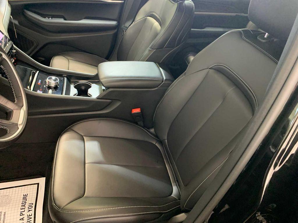 new 2025 Jeep Grand Cherokee L car, priced at $51,995