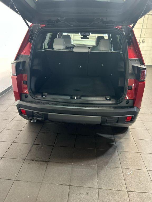 new 2026 Jeep Cherokee car, priced at $39,995
