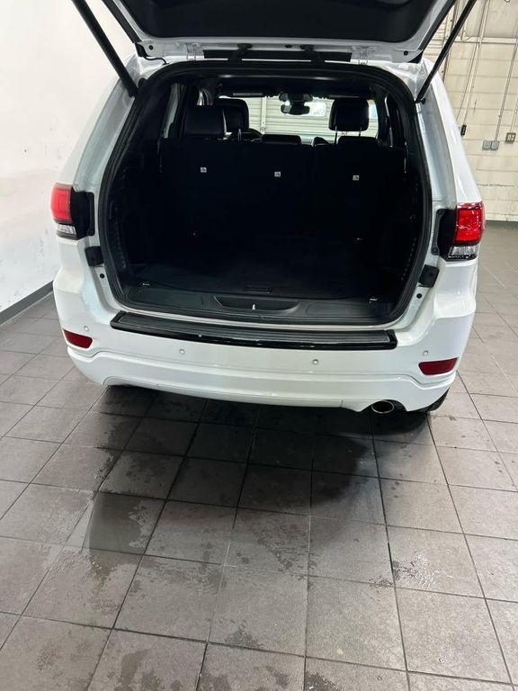 used 2018 Jeep Grand Cherokee car, priced at $18,486