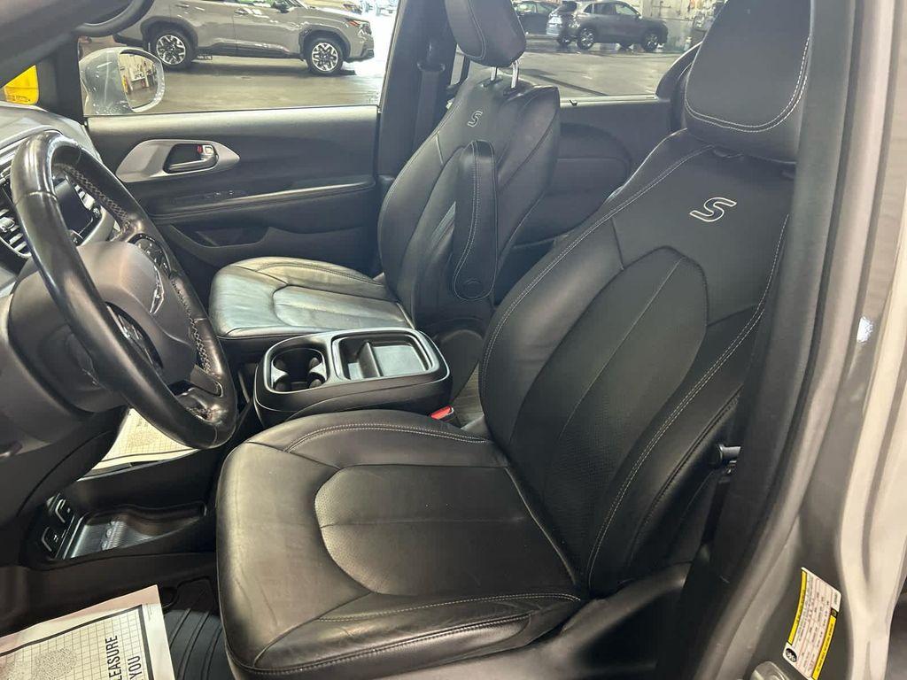 used 2020 Chrysler Pacifica car, priced at $16,486